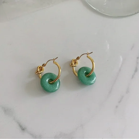 Jade earrings, Dangle Jade earrings, green jade earrings, Statement earrings - Picture 6 of 10